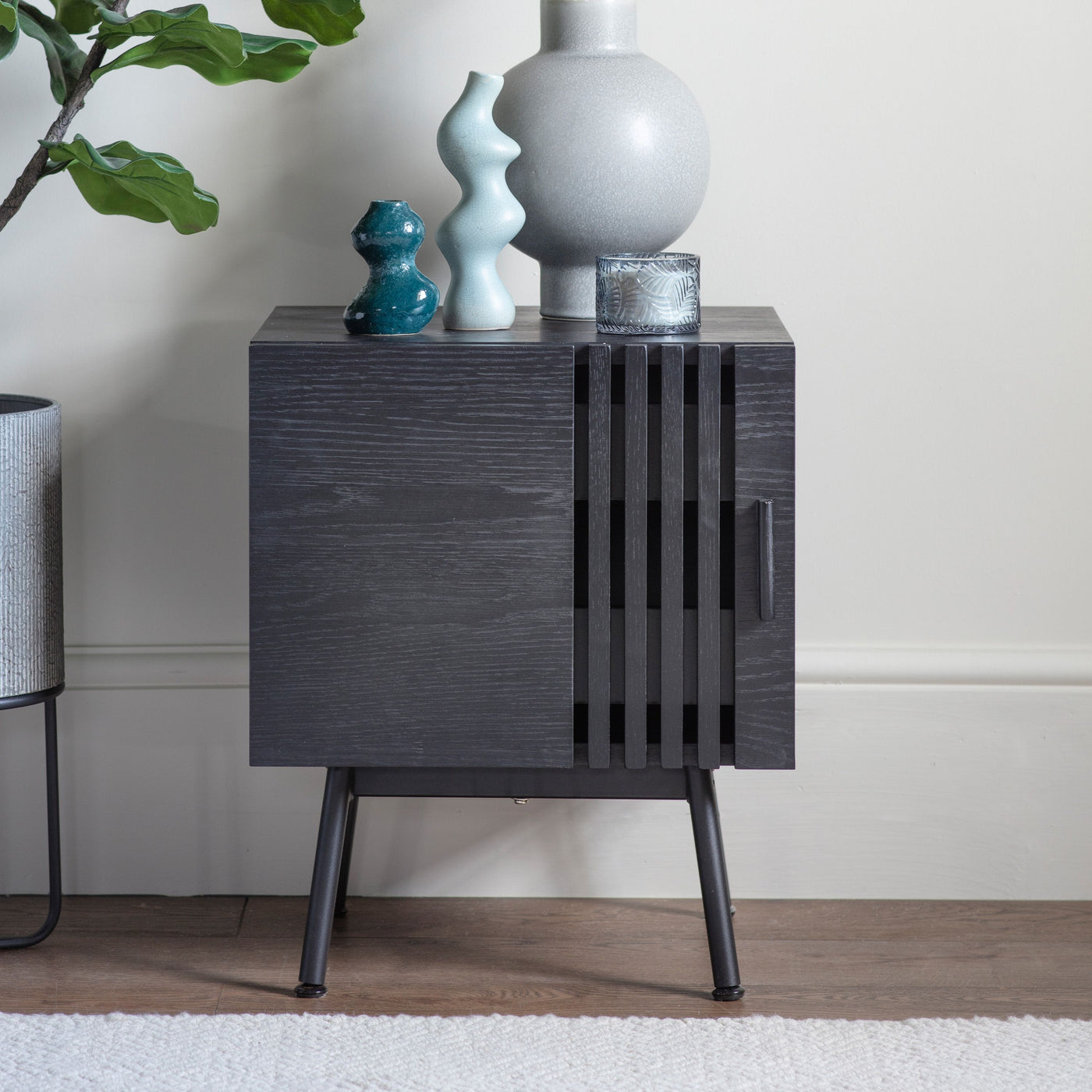 Chivery Side Table Black 450x420x550mm