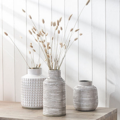 A Guide to Buying and Styling Vases: Elevate Your Decor with Elegance