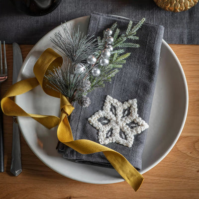 Bodhi Accessories Emb Snowflakes Napkin Charcoal (4pk) House of Isabella UK