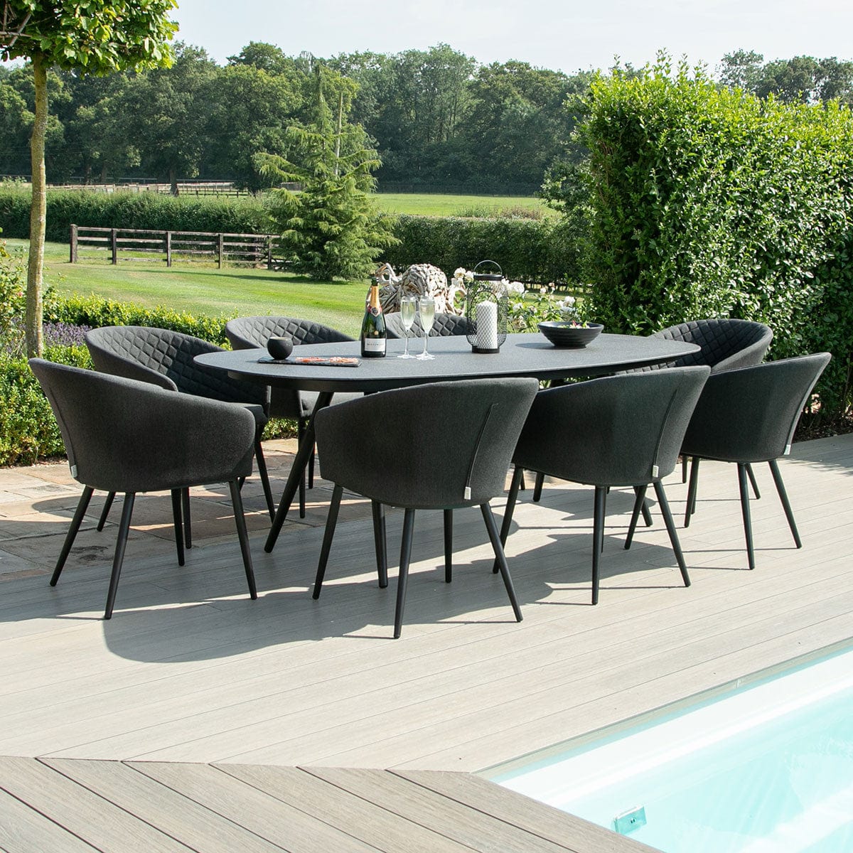 Maze Outdoors Ambition 8 Seat Oval Dining Set / Charcoal House of Isabella UK