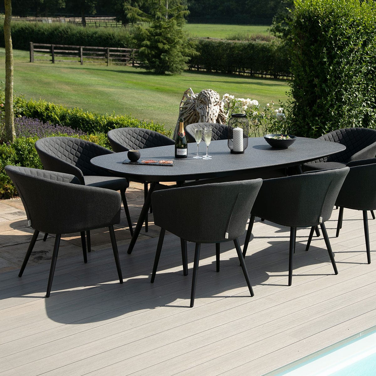 Maze Outdoors Ambition 8 Seat Oval Dining Set / Charcoal House of Isabella UK