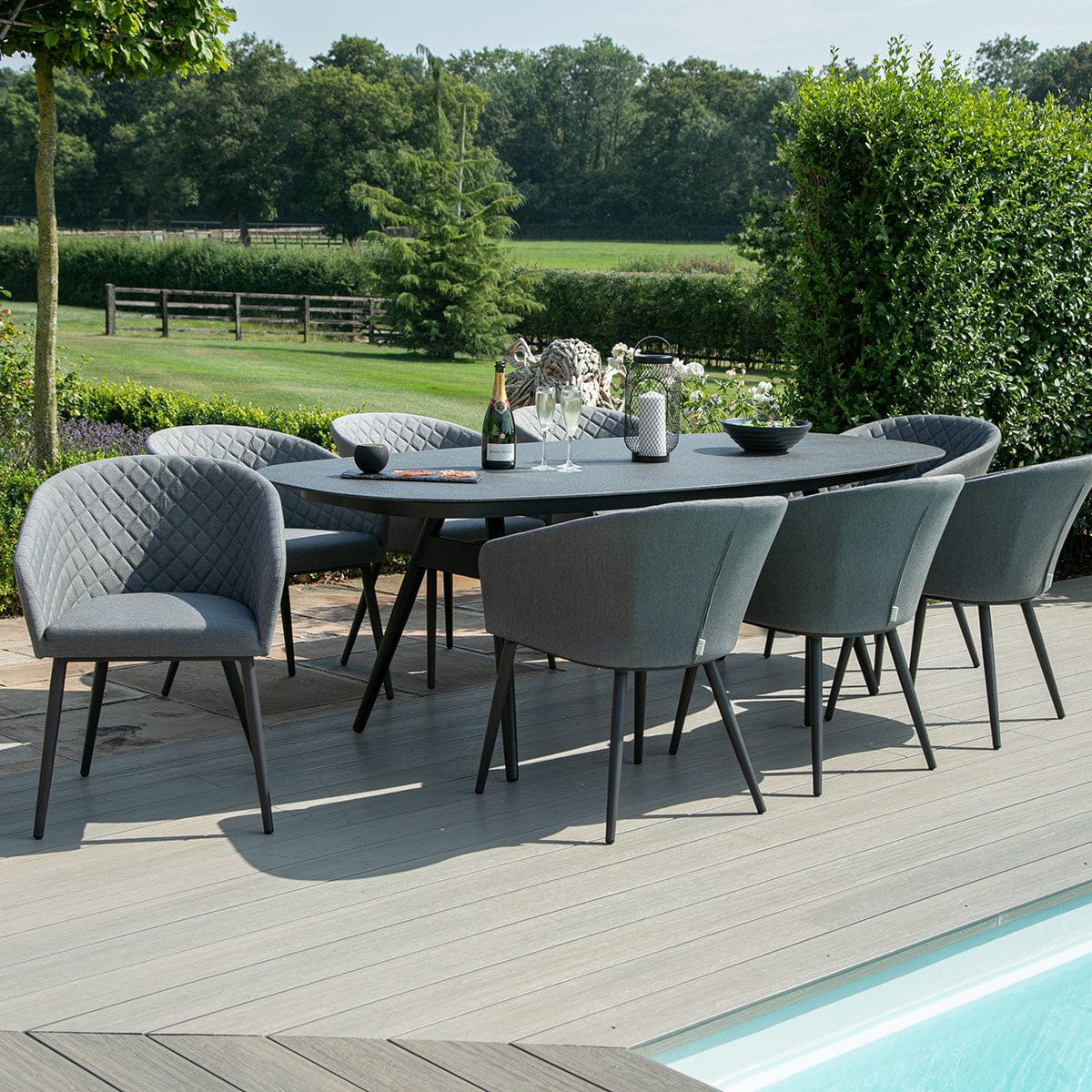 Maze Outdoors Ambition 8 Seat Oval Dining Set / Flanelle House of Isabella UK