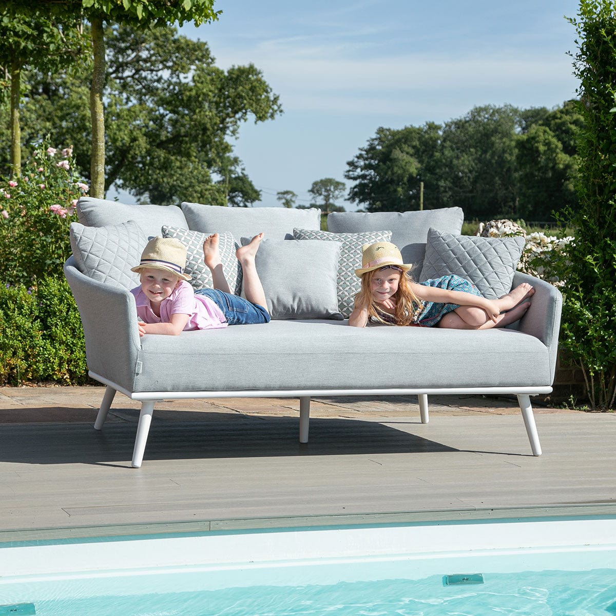 Maze Outdoors Ark Daybed / Lead Chine House of Isabella UK