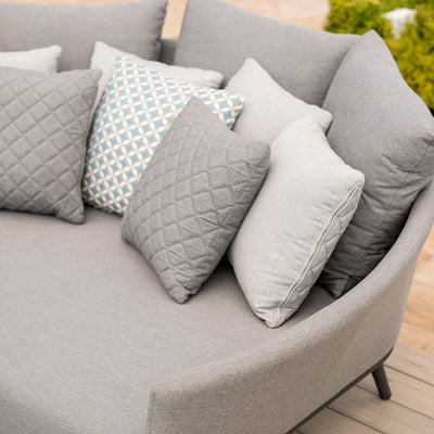 Maze Outdoors Fabric Scatter Cushion Quilted (Pack of 2) / Flanelle House of Isabella UK