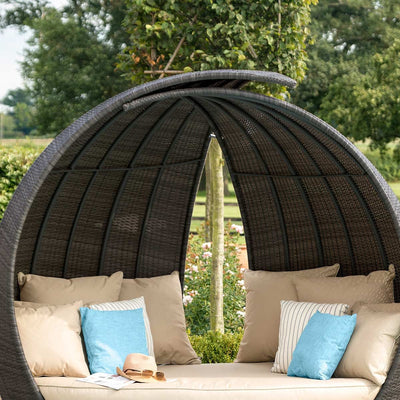 Maze Outdoors Lotus Daybed / Brown House of Isabella UK
