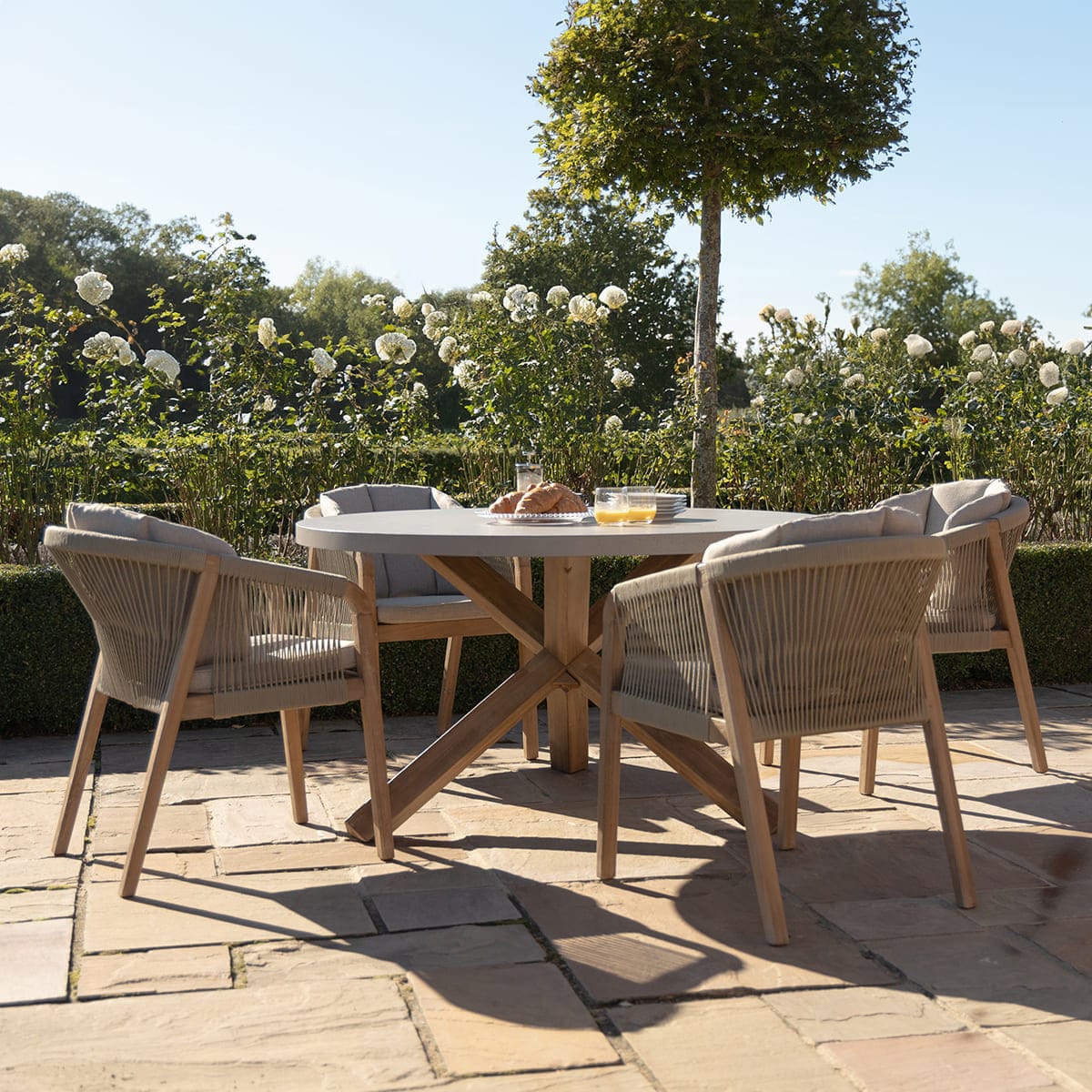 Maze Outdoors Martinique 4 Seat Round Dining Set - Light Brown House of Isabella UK