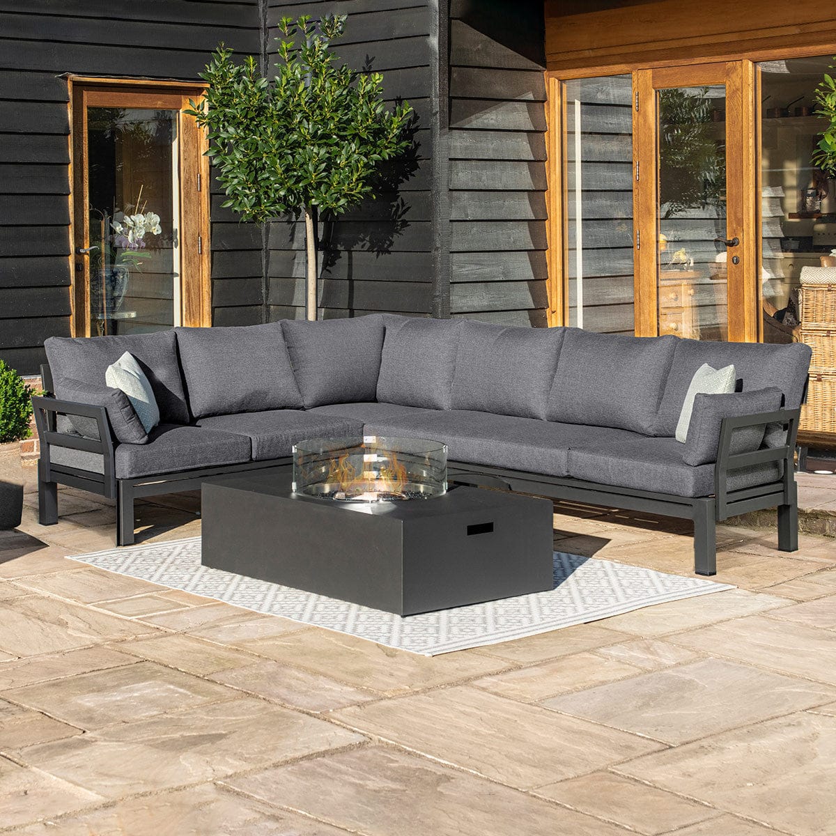 Maze Outdoors Oslo Corner Group with Rectangular Gas Fire Pit Table / Charcoal House of Isabella UK