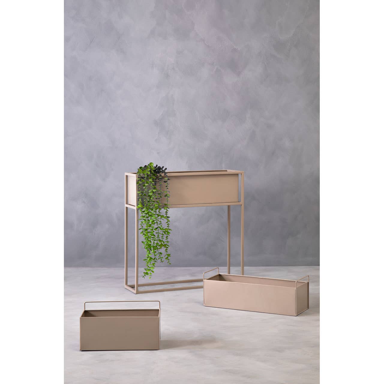 Noosa & Co. Accessories Asher Natural Floor Standing Plant Box House of Isabella UK