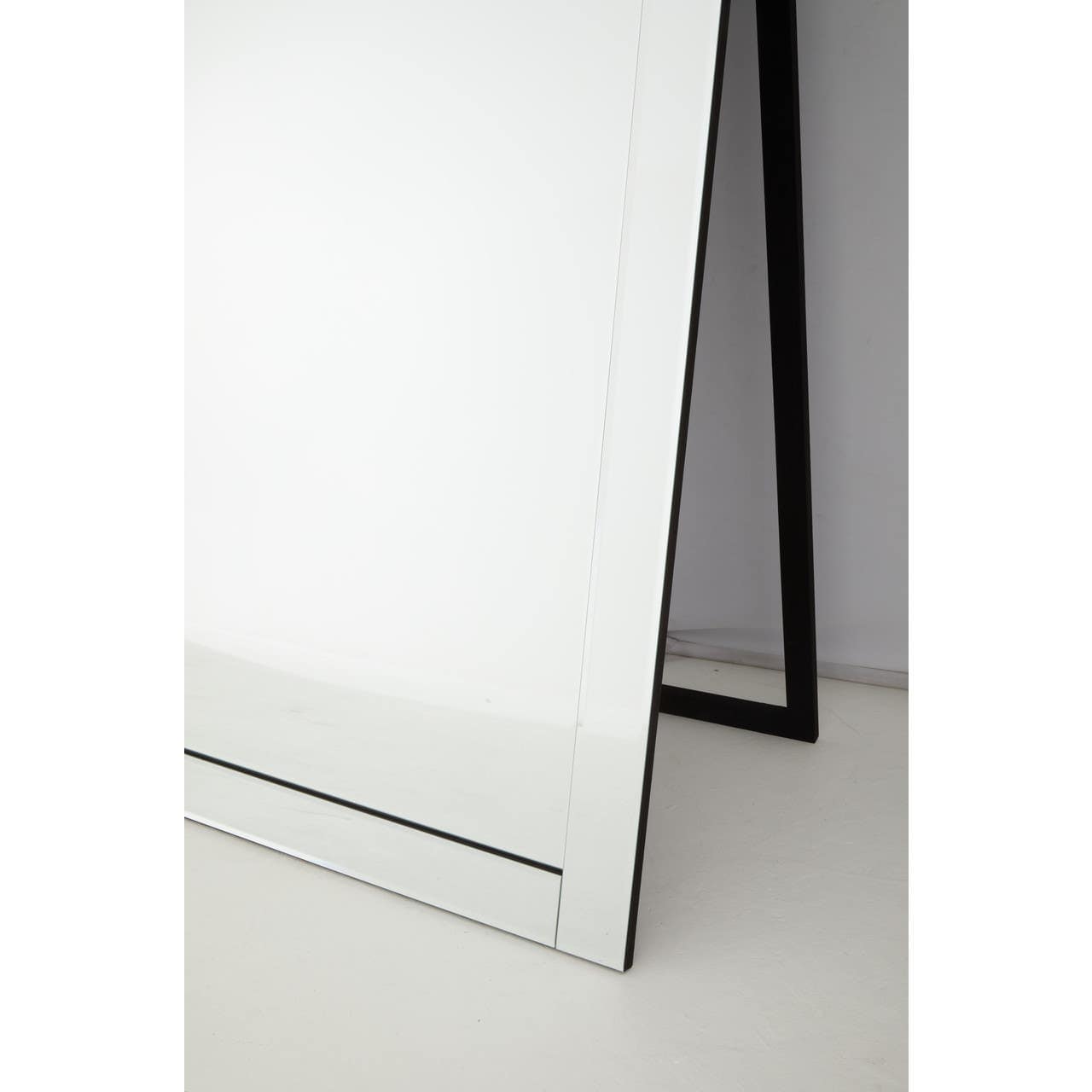 Noosa & Co. Mirrors Floor Standing Mirror With Bevelled Edge House of Isabella UK