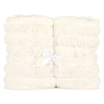 Richmond Interiors Accessories Furry blanket Amin House of Isabella UK