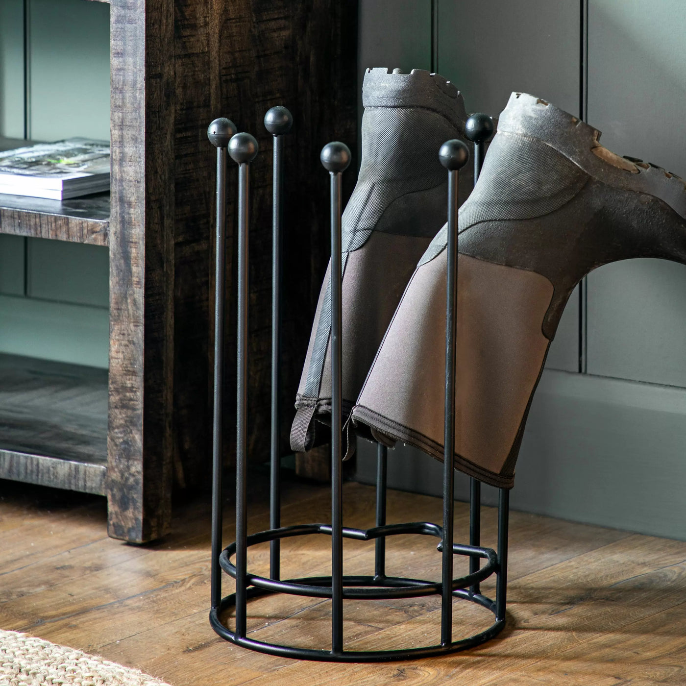 Clogher Boot Stand Black