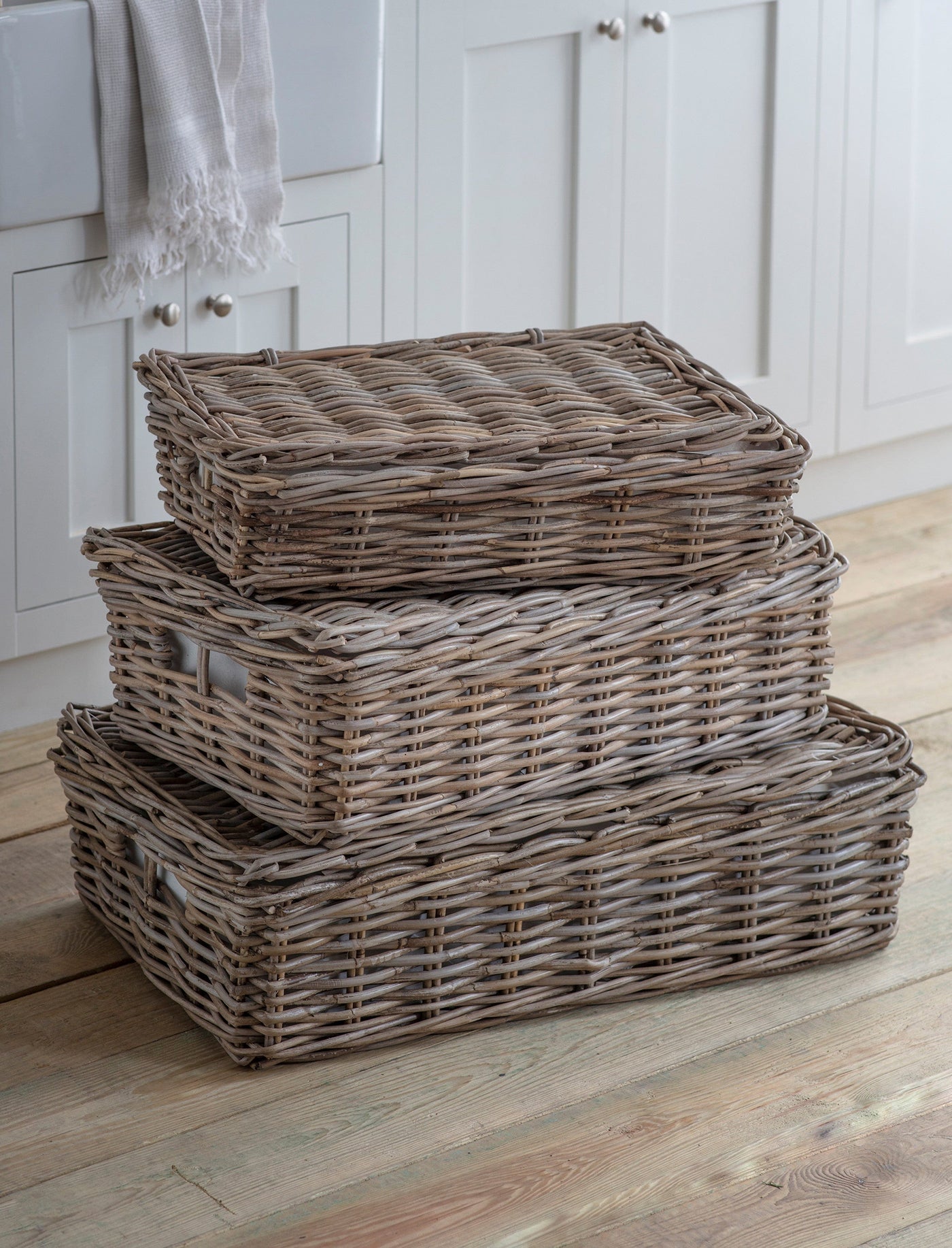 Garden Trading Accessories Bembridge Basket with Lid - Medium House of Isabella UK